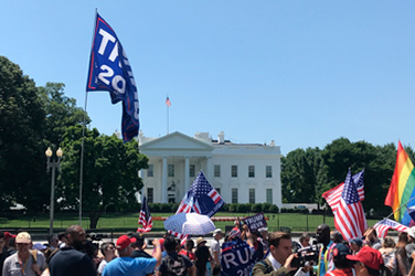 La política de Trump es cada vez más contestada.